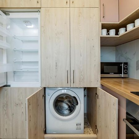 Honeybee Apartment Atene Esterno foto