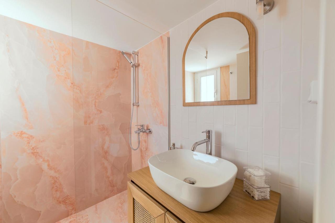 Honeybee Apartment Atene Esterno foto